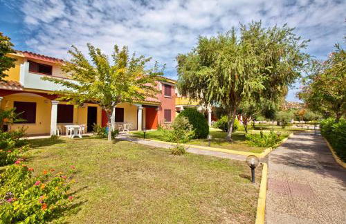 Residence with swimming-pool in Ottiolu just 250 mt from the sea - Photo 1