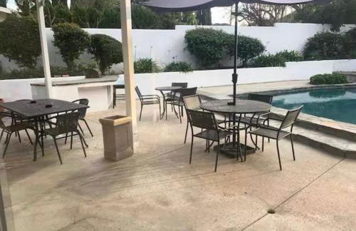 Beautiful 4BD and 3BA Pool Jacuzzi Vacation Home - Foto 6