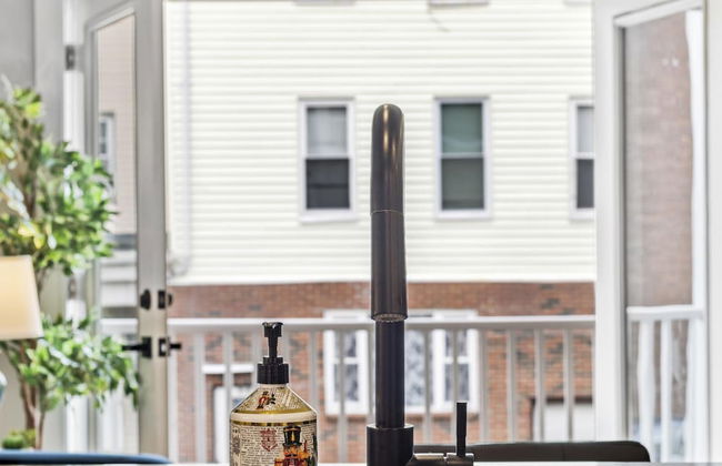 Luxury 2BD 2BA Near Logan Airport and T Station - Foto 49