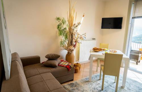 EnjoyIseoLake - Serafino - nice terrace & swimming pool on the Iseo Lake - Photo 14