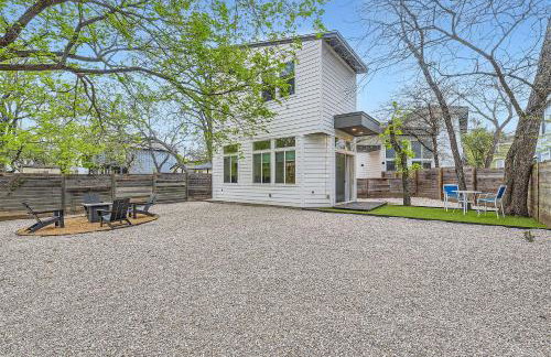 Off the hook in Austin with Chic 2BR Retreat plus Firepit - Foto 32