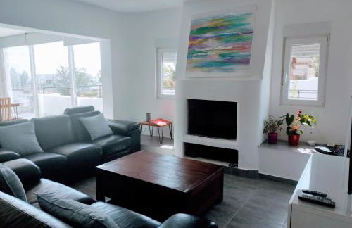 Torreguadiaro Villa - 2 mins walk from the bars and restaurants - Foto 11