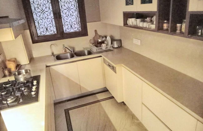 Captivating 2-bed Apartment in New Delhi - Foto 5