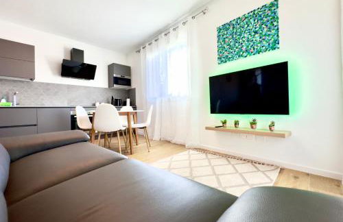 20 min Venezia Modern Apartament with terrace - Foto 7