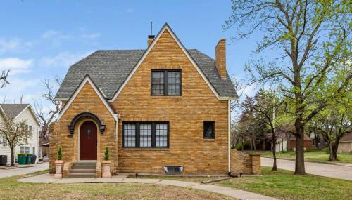 Bilbos Cottage 3 bed 2 and a half bath home in College Hill - Foto 2