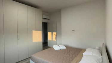 DaMa - Parcheggio Privato - Vista Lago - Foto 2, towels, wardrobe