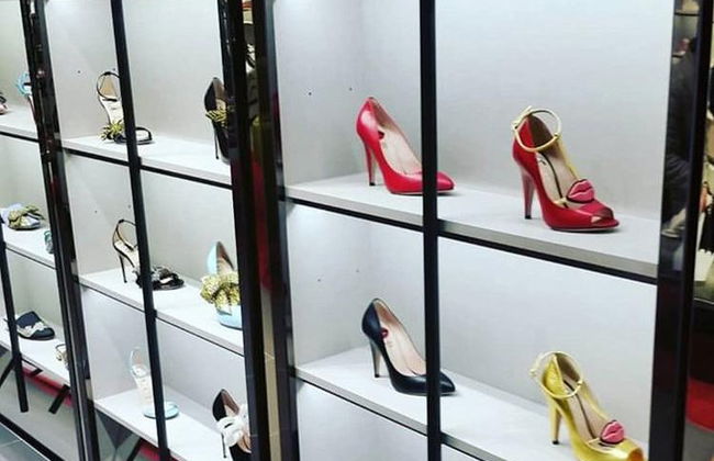 Einkaufstour im Einkaufszentrum - Foto 9