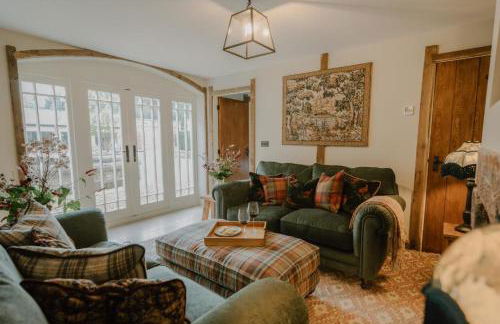 The Carriage House by Birch Stays - Photo 13