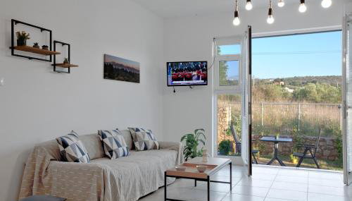 Livingfy Apt with mountain view & garden - Foto 2