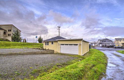 Updated Port Orchard Home, Walk to Waterfront - Foto 26