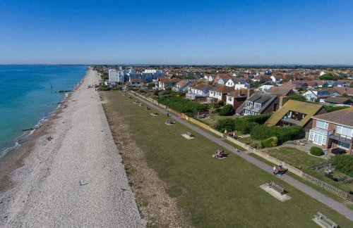 3 The Moorings, East Wittering - Photo 5