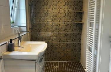 W20 I Gruppen I 7 Zimmer für 9 I 2 Bäder I Garten I Netflix Smart TV I Premium - Foto 16