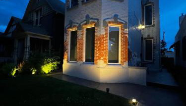 UPTOWN CASTLE - CITY VIEWS - THEATER & CONVENTION DISTRICT! - Foto 3