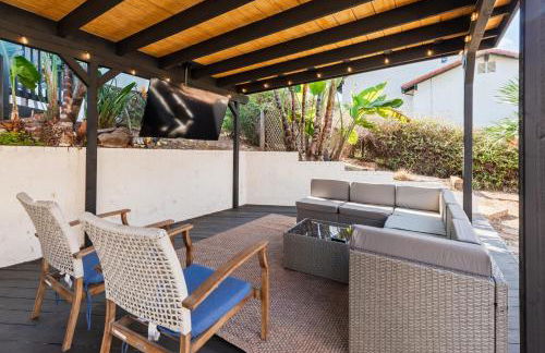 5BR Oasis with Pool, Arcade, Sauna - Photo 59