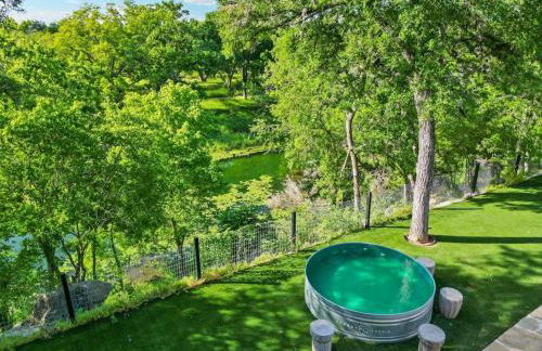 Creekside Haven with Pool and Firepit - Foto 67