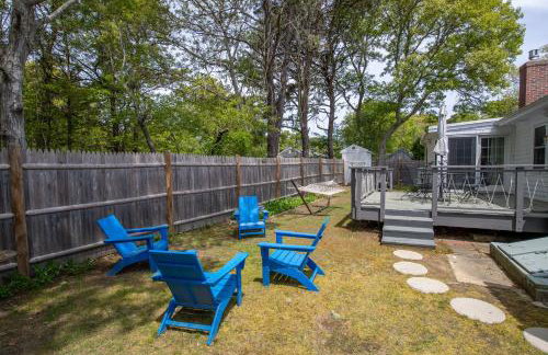 Cape Cod Cottage by Leavetown Vacations - Foto 19