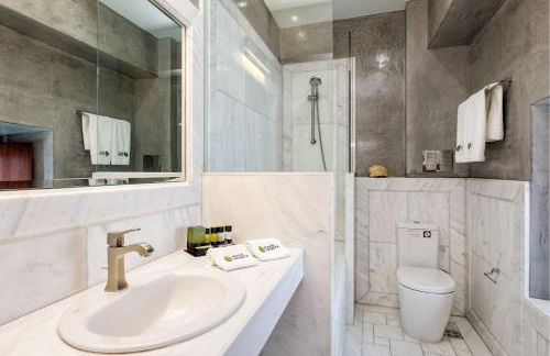 Mare Monte Luxury Suites - Photo 44