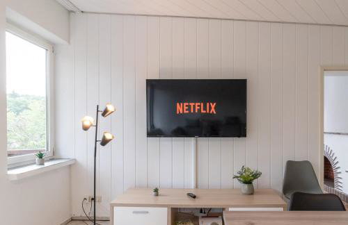 Berghof Wörner 2 Wohnungen für bis zu 20 Personen mit Balkon I Terrasse I 4 Bäder I NETFLIX I Ruhig und gemütlich wohnen - Foto 9