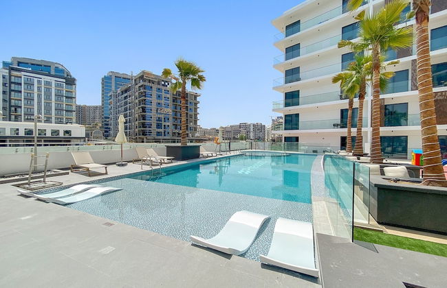 Lux Studio in Arjan With Pool and Full Amenities - Photo 20