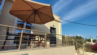 Sun-n-Waves Holidaymakers - Foto 4