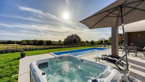 Villa Francis - Pool and Whirlpool - Foto 4, Garden