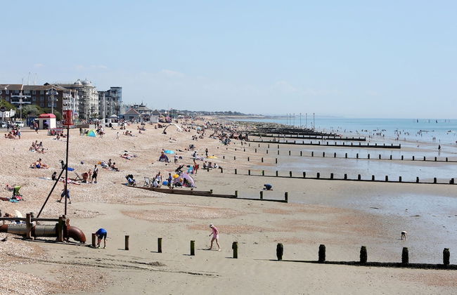 Two bed Apartment With Sea Views in Bognor Regis - Foto 29