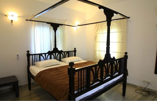 Crescent Villa No. 7 - Photo 2