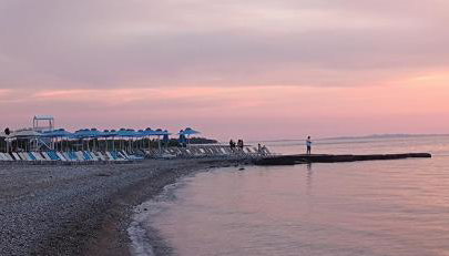 A-CLASS APARTMENT,near the sea & Patras University - Foto 2