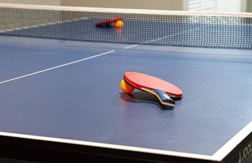 15 Minutes to Asheville! Spacious 7BR Luxury Home | Pool | Hot Tub | Game Room - Foto 63