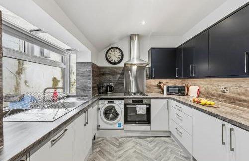 Stunning 3B Home, ideal for leisure & contractors - Foto 17