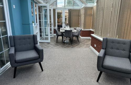 Huge 9 Bed Property Sleeps 17, Near NEC, City Centre, HS2 - Foto 8