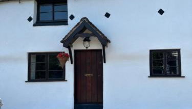 Bewdley River Cottage - Free private gated parking for 2 cars - River front location - Foto 4