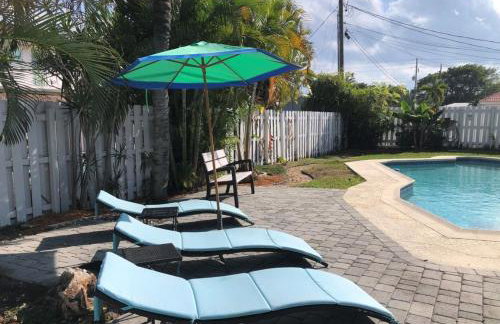 5 BR House 4 Minutes from the Beach - Foto 6