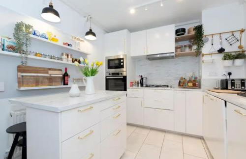 Stylish 2-Bed Flat in Woolwich, Central London - Foto 18