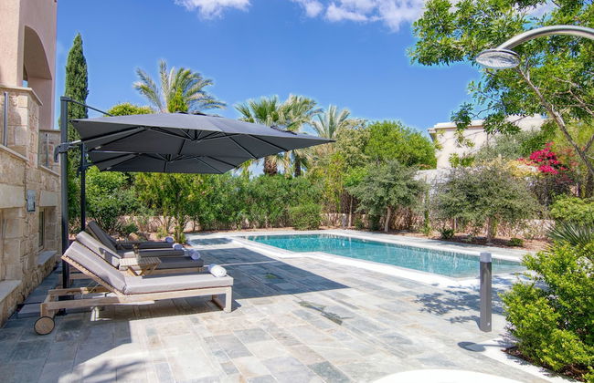 Phaedrus Living: Amorosa 13 Beachside Villa - Foto 1