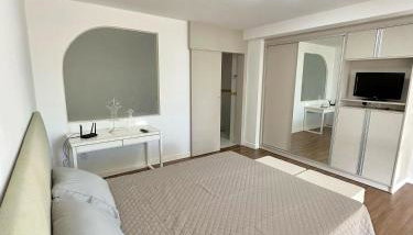 Saint Sebastian Flat 307 - Com Hidro! até 3 pessoas, Duplex, no centro - Foto 4