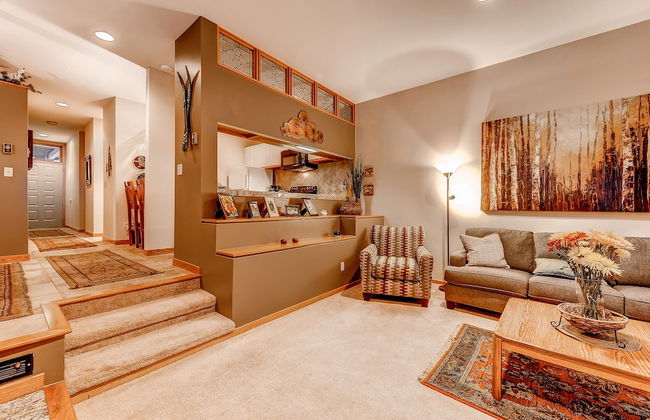 River Glen Condos by CRMR - Foto 24