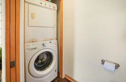 Luxury 2-Story Oceanfront Condo w/ Views & Pool - Foto 10