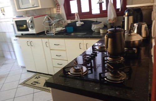 Casa 4 Quartos garagem 3 carros, churrasqueira e ar condicionado, - Foto 9