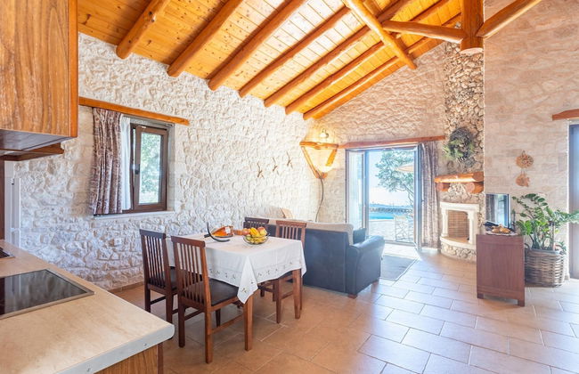 Villa Nionios Large Private Pool Walk to Beach Sea Views A C Wifi - 1033 - Foto 31