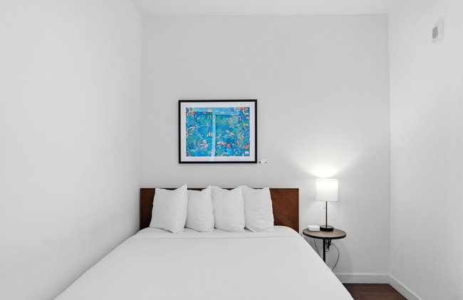 Placemakr Marymount Ballston - Photo 44