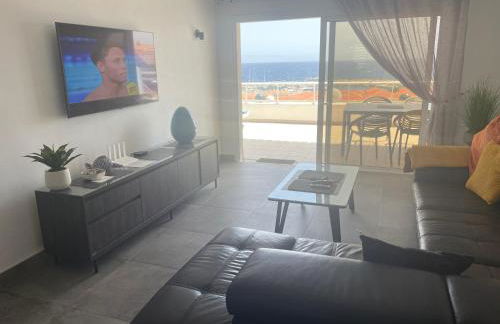 Stunning 2 bedroom apartment with full view of the sea and marina , full sun - Foto 12