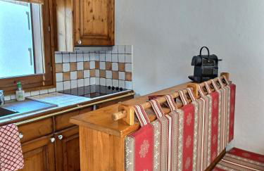 Au cœur de Chamonix – La Ginabelle, Calme avec Piscine, Sauna & Garage - Photo 13