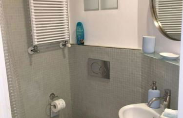 Modern sunny apartment in residental area - Foto 5