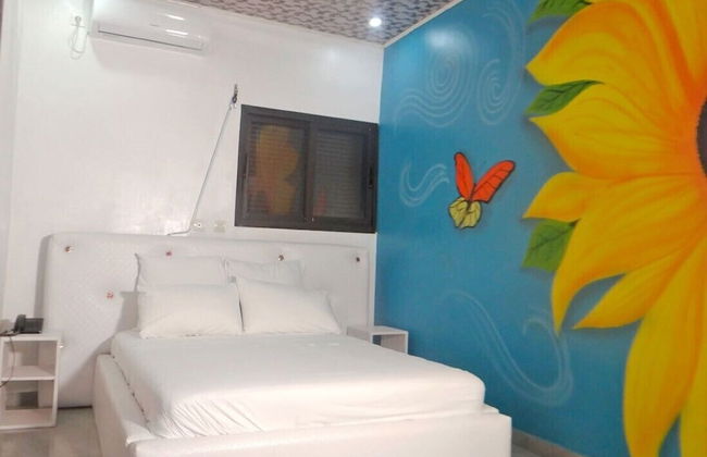 Appart'hôtel & bar-restaurant Maëlys - Foto 2