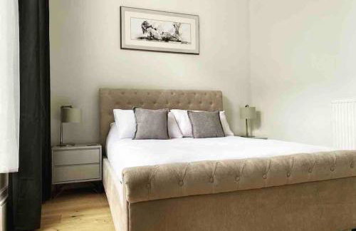 Grand Apartment on HOE/BARBICAN Allocated PARKING! - Foto 32