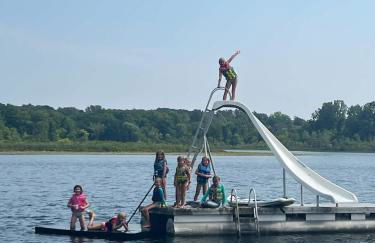 Lakefront Fishing With Hot Tub and Kayaks - Foto 11