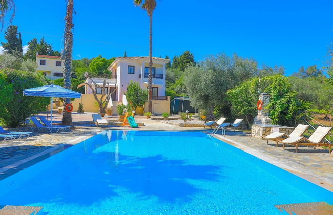 Villa Lianolia in Pelekito Corfu - Foto 2