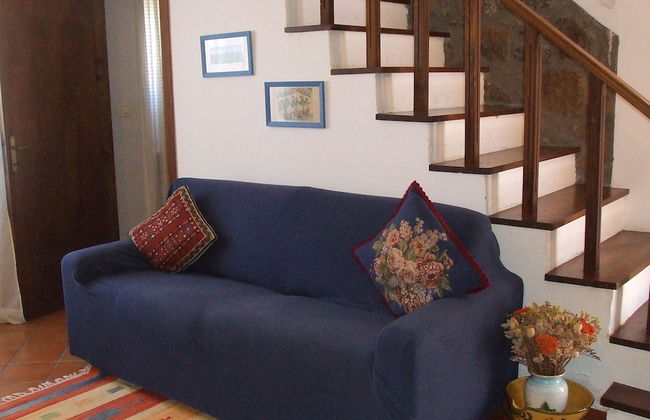 Blue House Near Bagnoregio-overlooking the Umbrian Mountains and Tiber Valley - Photo 4