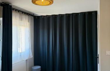 Maison avec Jardin 6 Couchages & Parking gratuit à proximité du Futuroscope - Foto 11